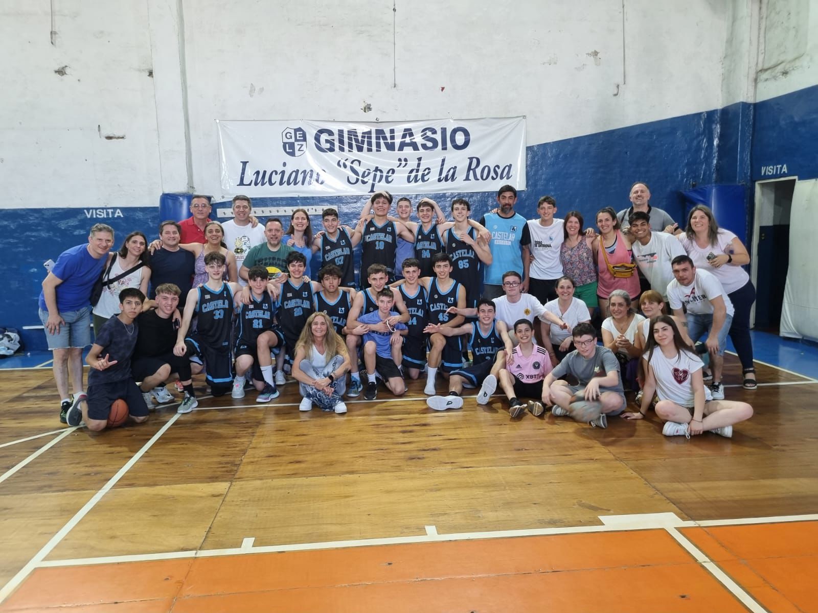 equipo masculino de basquet argentino de castelar